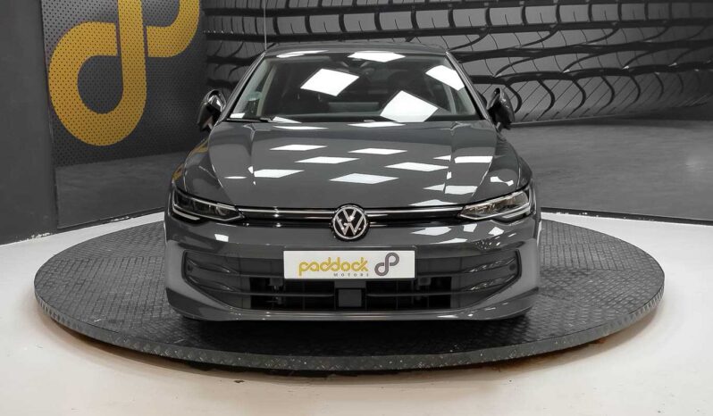 								Volkswagen Golf full									