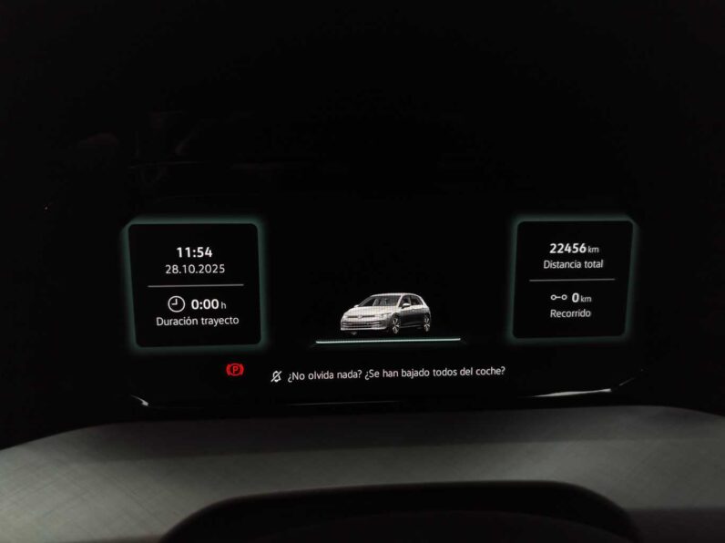 								Volkswagen Golf full									