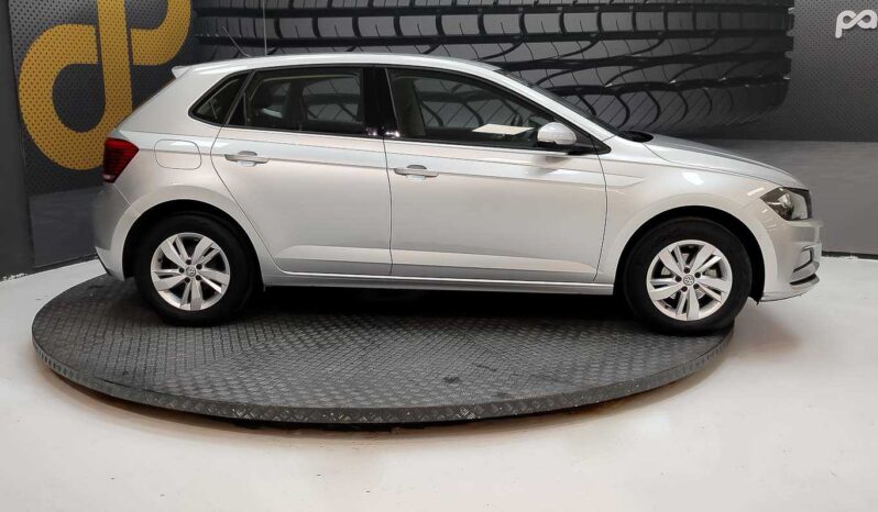 								Volkswagen Polo full									