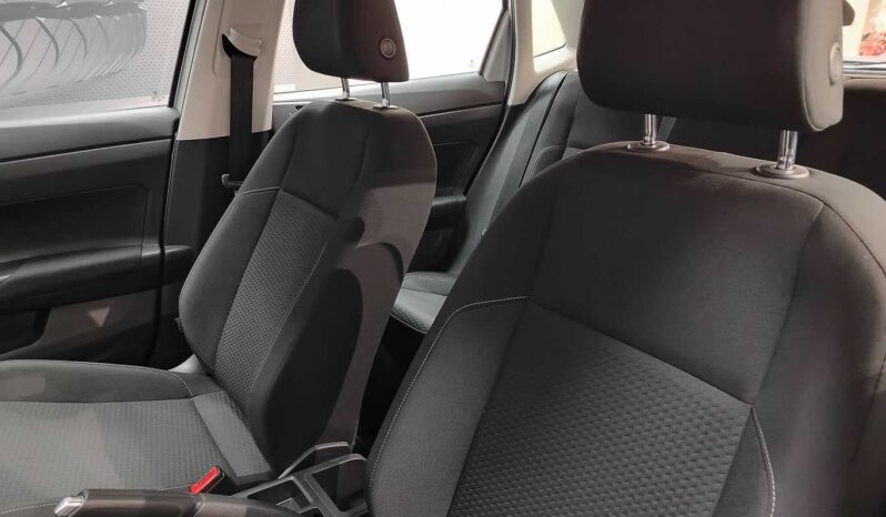 								Volkswagen Polo full									