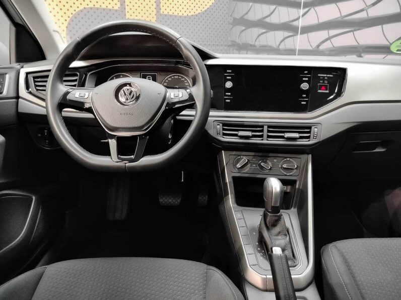 								Volkswagen Polo full									