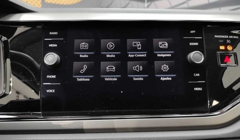 								Volkswagen Polo full									