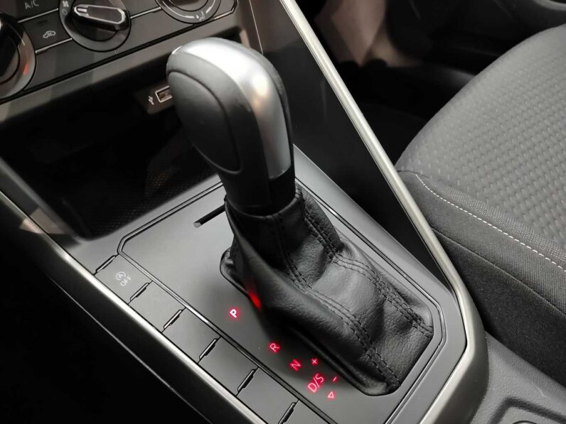 								Volkswagen Polo full									