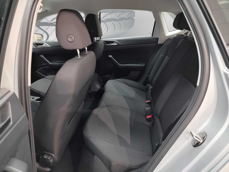 								Volkswagen Polo full									