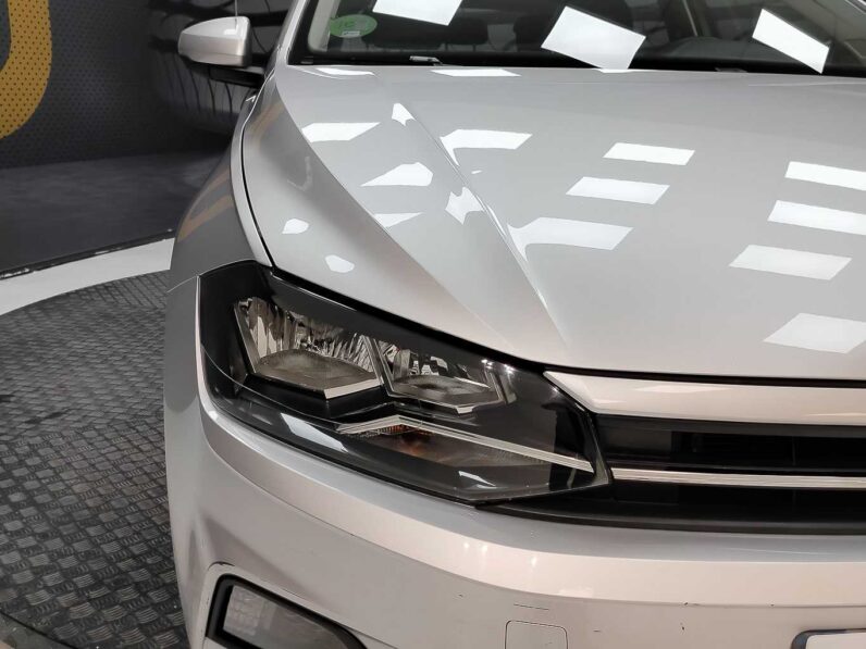 								Volkswagen Polo full									