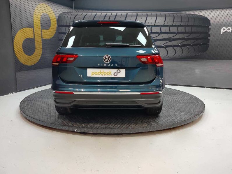 								Volkswagen Tiguan full									
