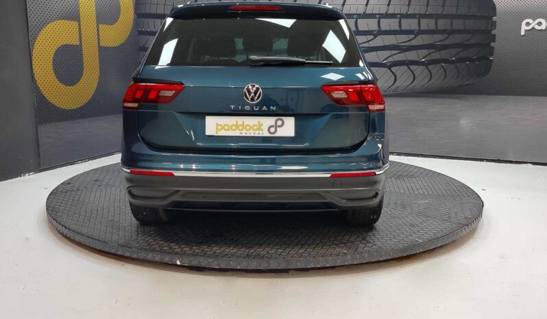 								Volkswagen Tiguan full									