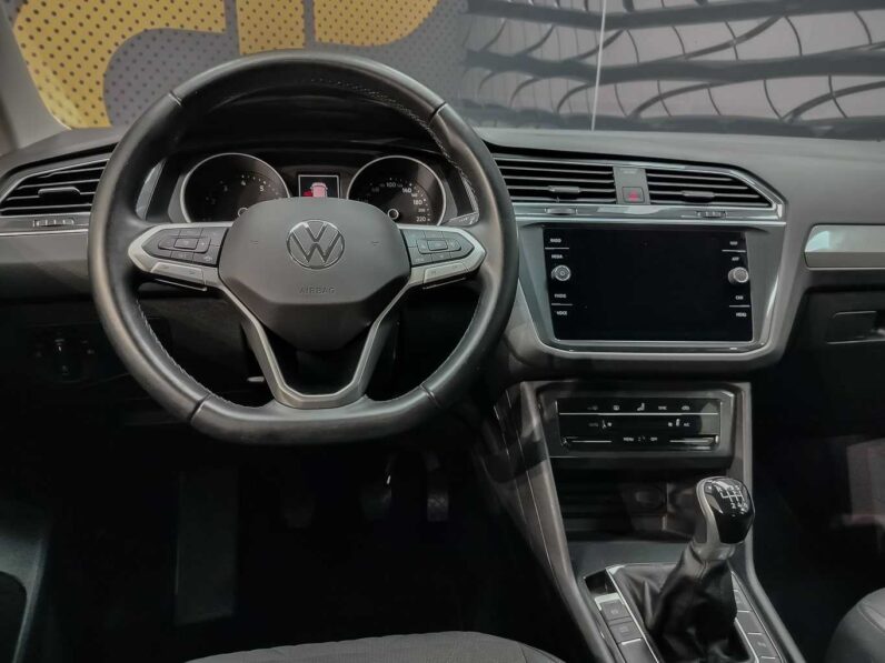 								Volkswagen Tiguan full									
