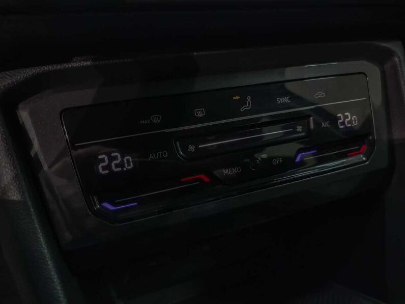 								Volkswagen Tiguan full									