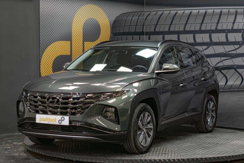 
								Hyundai Tucson full									