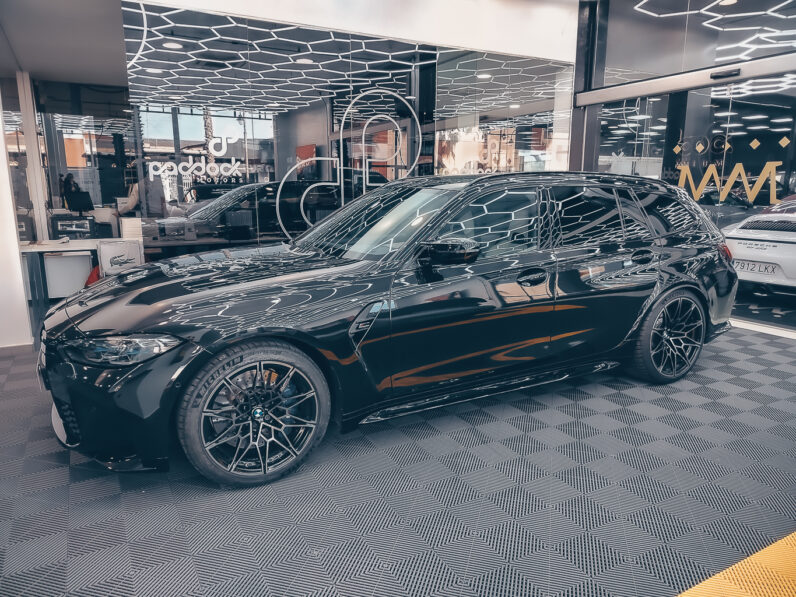 								BMW M3 COMPETITION full									