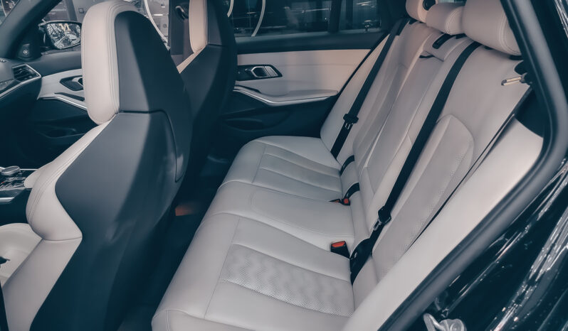 								BMW M3 COMPETITION full									