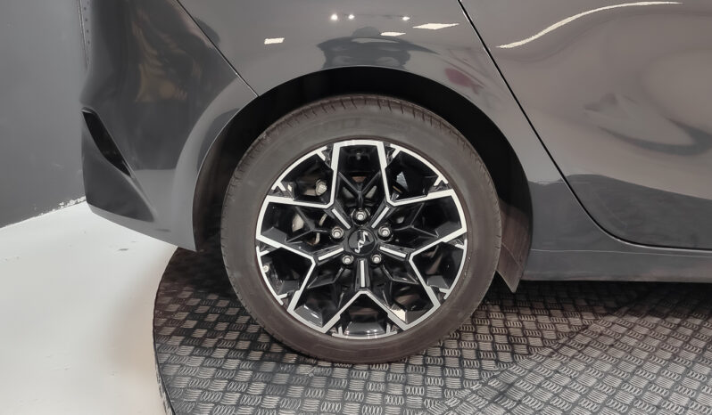 								Kia Ceed full									