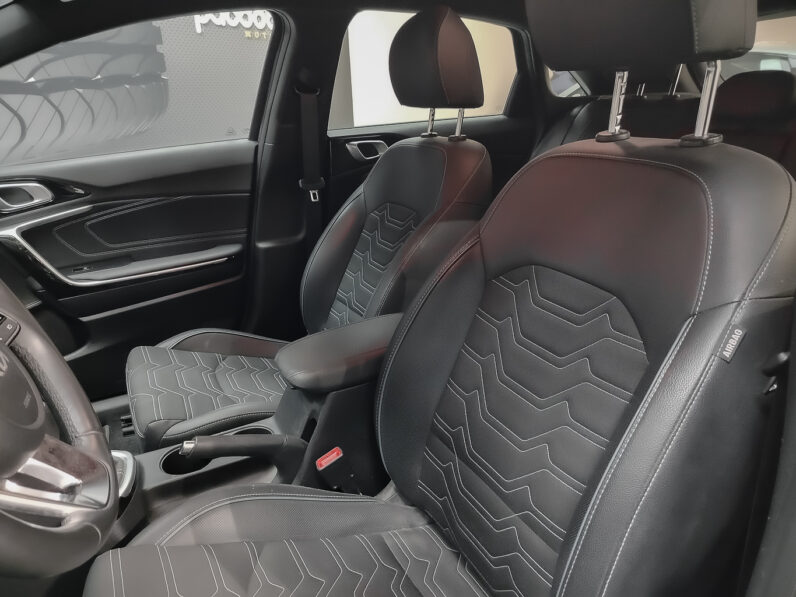 								Kia Ceed full									