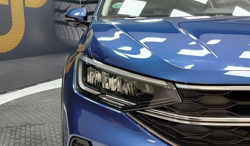 
								Volkswagen Taigo full									