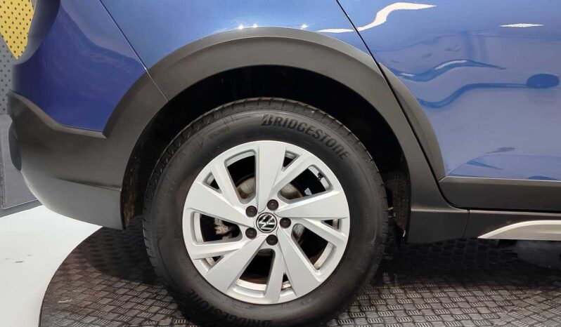 
								Volkswagen Taigo full									