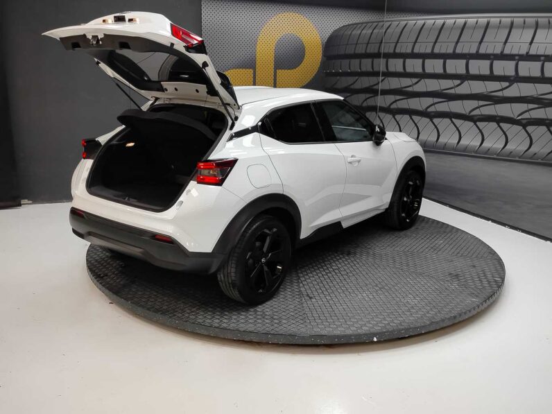 
								Nissan Juke full									