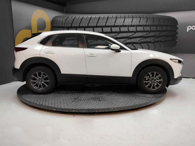 
								Mazda CX-30 full									