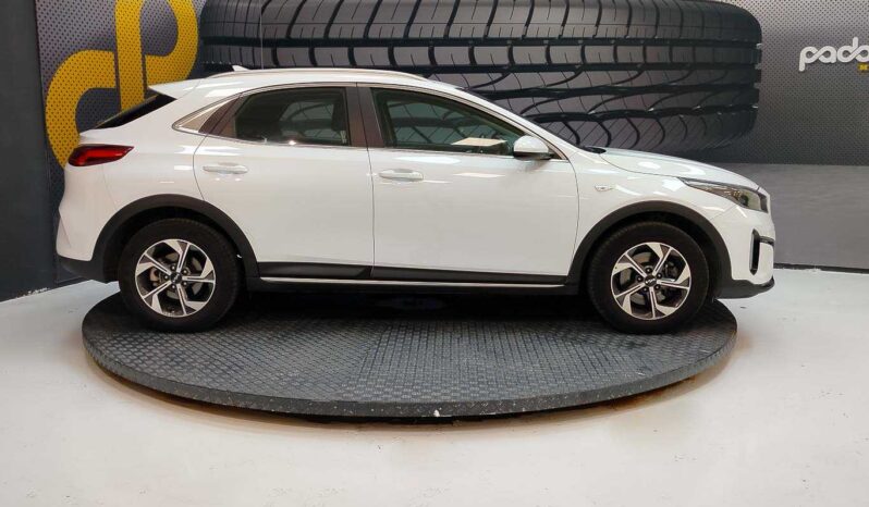 
								Kia XCeed full									