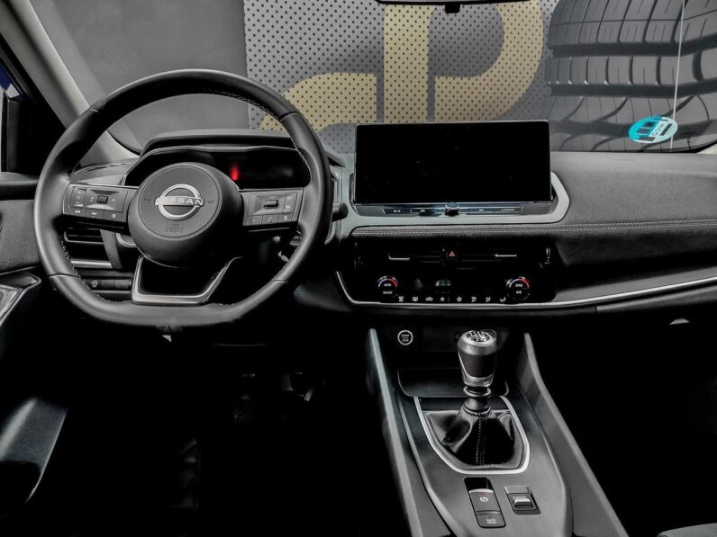 
								Nissan Qashqai full									