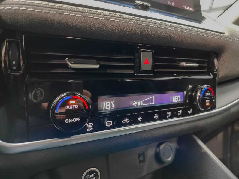 
								Nissan Qashqai full									