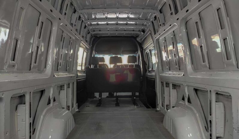 
								MercedesBenz Sprinter full									