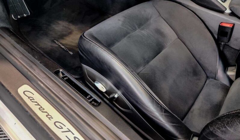 
								Porsche 911 full									