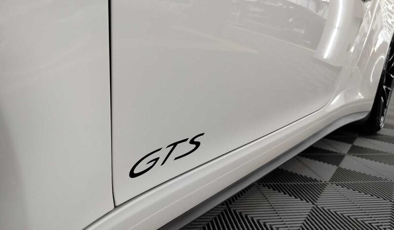 
								Porsche 911 full									