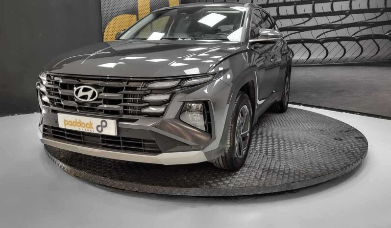 
								Hyundai Tucson full									