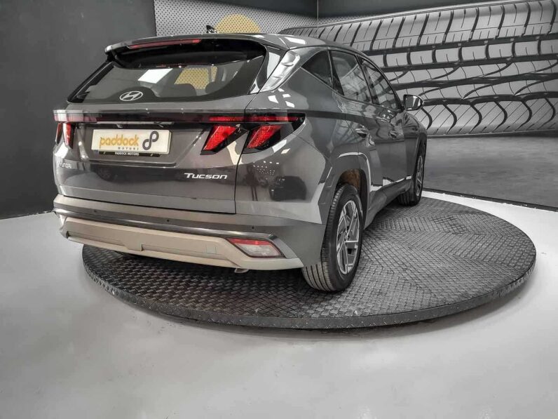 
								Hyundai Tucson full									