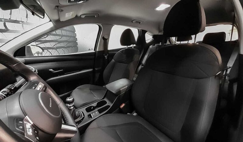 
								Hyundai Tucson full									