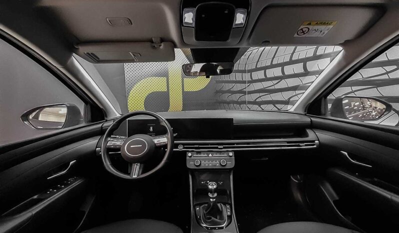 
								Hyundai Tucson full									