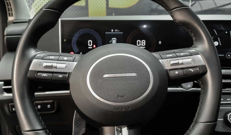 
								Hyundai Tucson full									