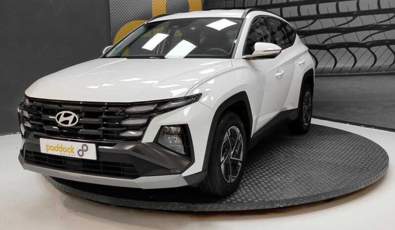 
								Hyundai Tucson full									