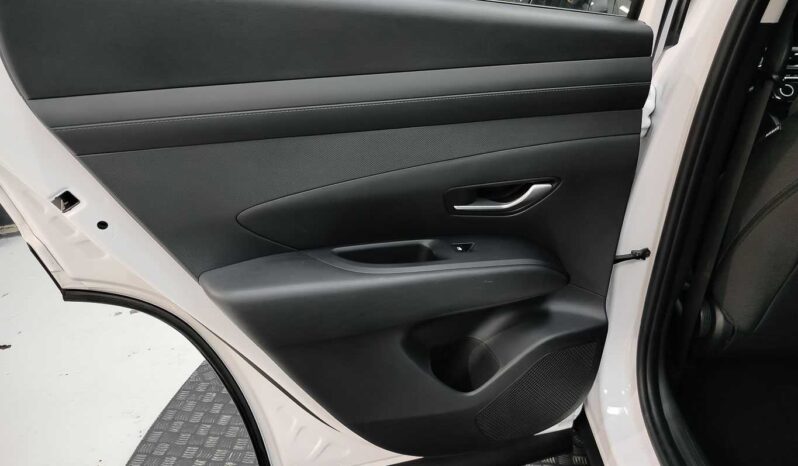 
								Hyundai Tucson full									