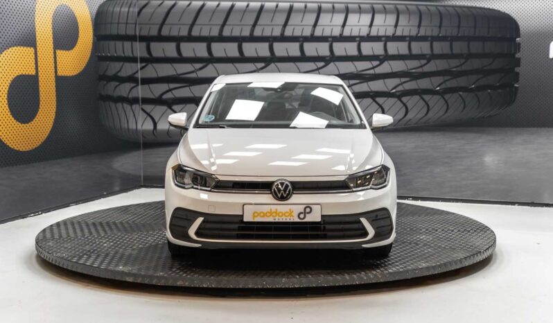 
								Volkswagen Polo full									