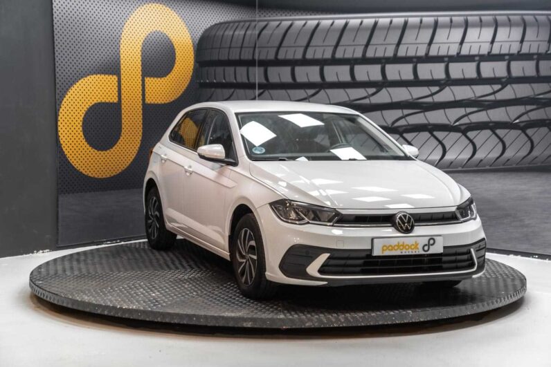 
								Volkswagen Polo full									