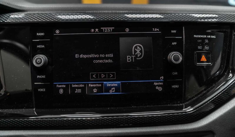 
								Volkswagen Polo full									