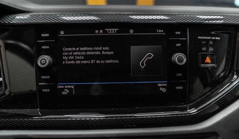 
								Volkswagen Polo full									