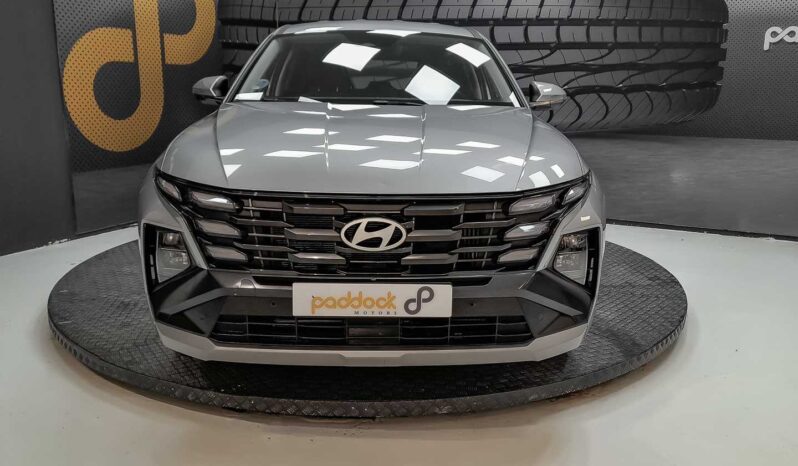 
								Hyundai Tucson full									