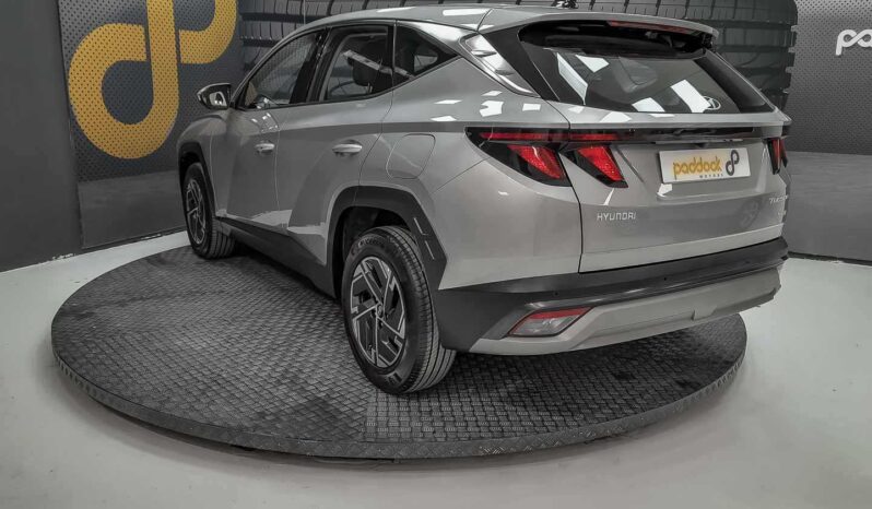 
								Hyundai Tucson full									