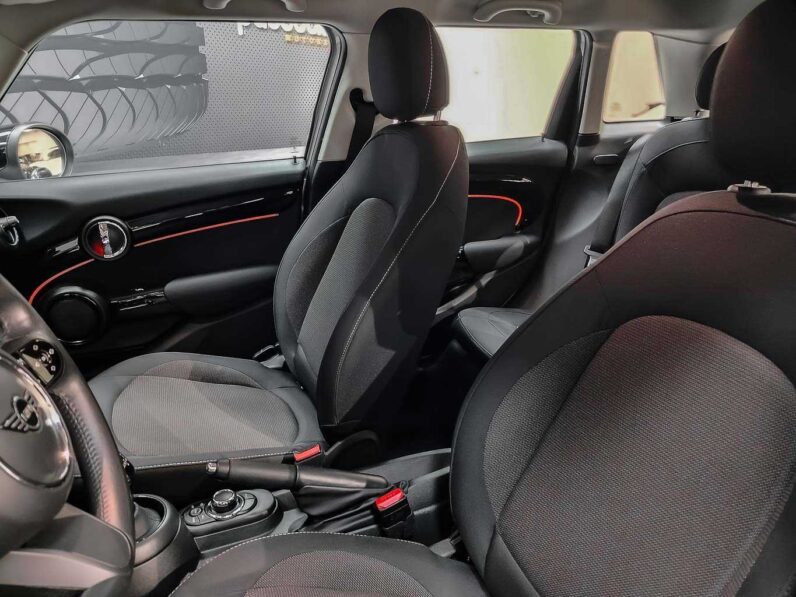 
								Mini Cooper full									