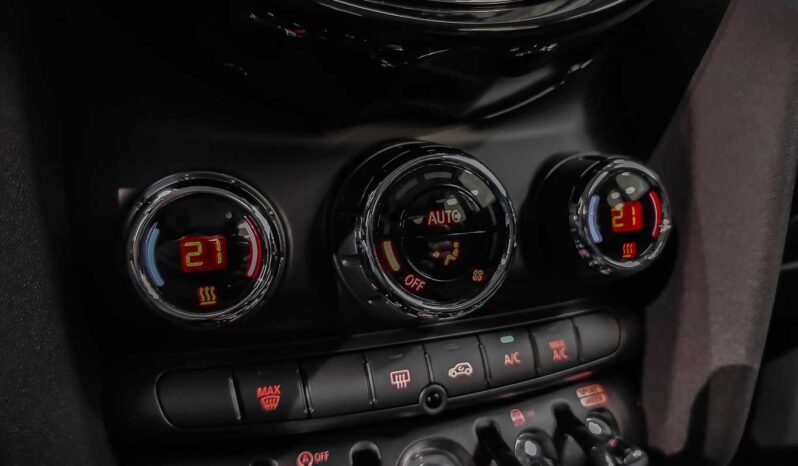 
								Mini Cooper full									