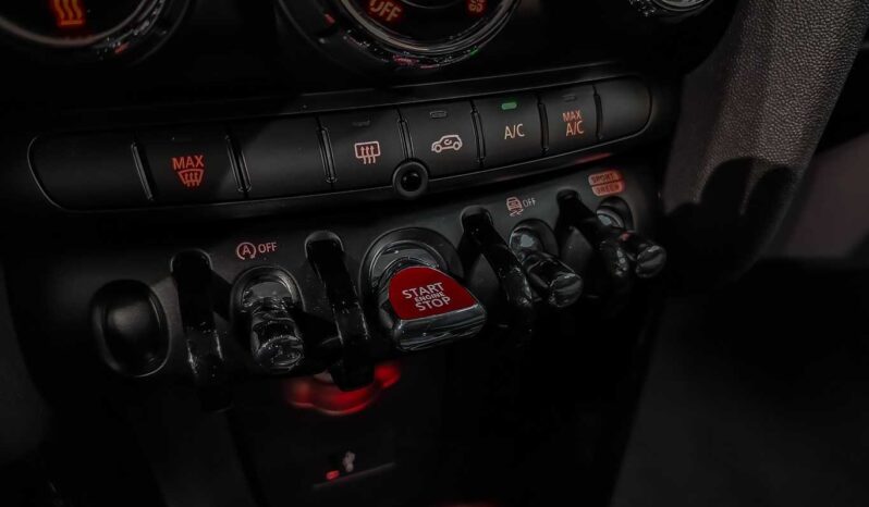 
								Mini Cooper full									