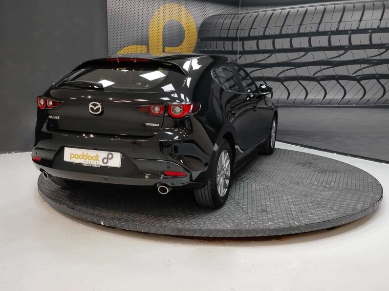 
								Mazda Mazda3 full									