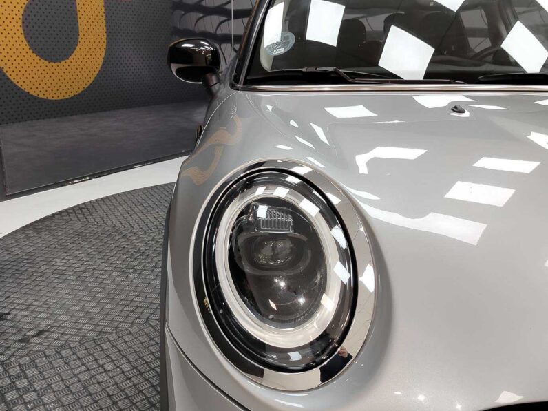 
								Mini Cooper full									