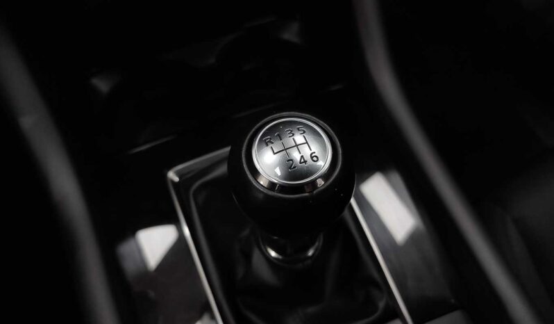 
								Mazda Mazda3 full									