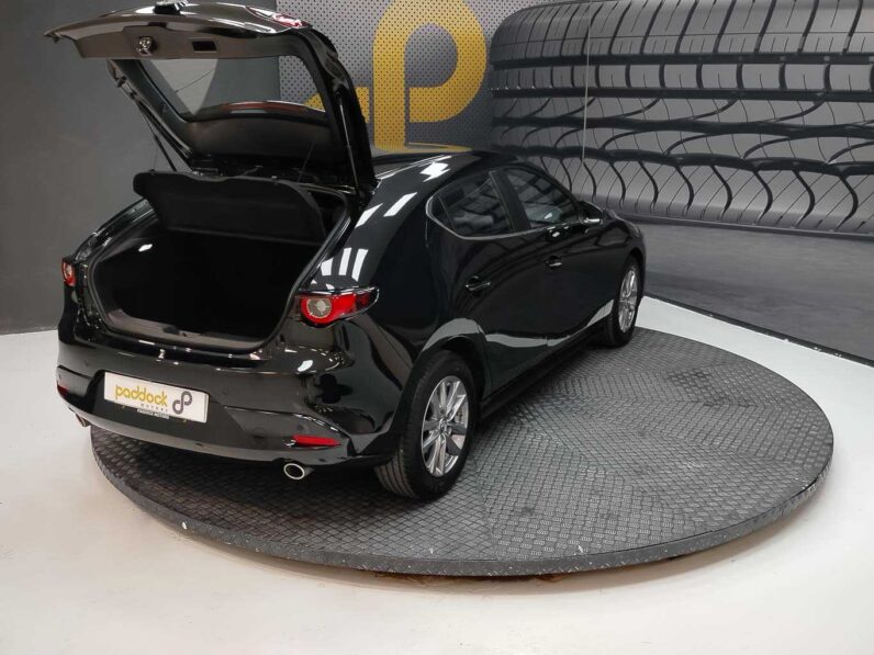 
								Mazda Mazda3 full									