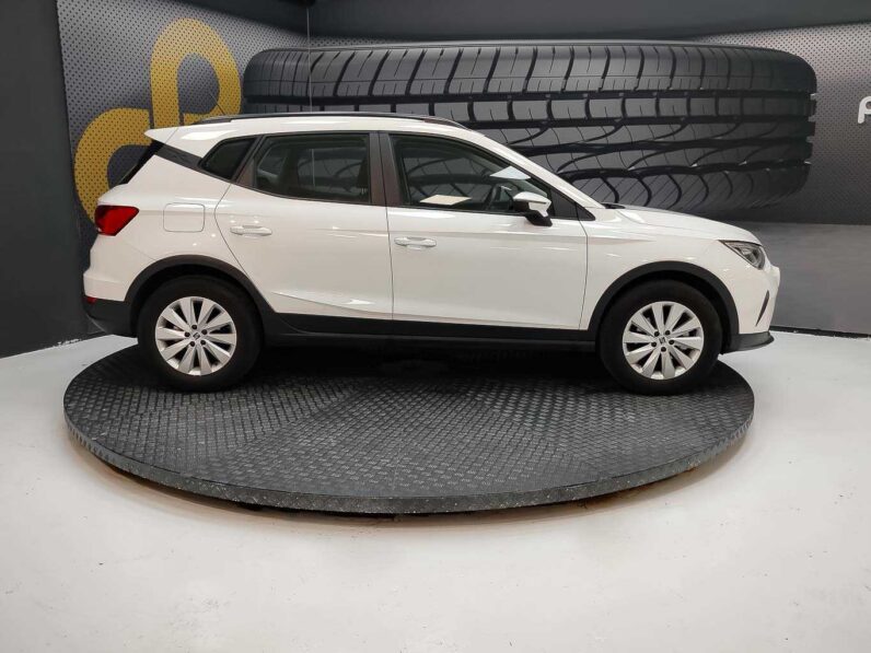 
								SEAT Arona full									