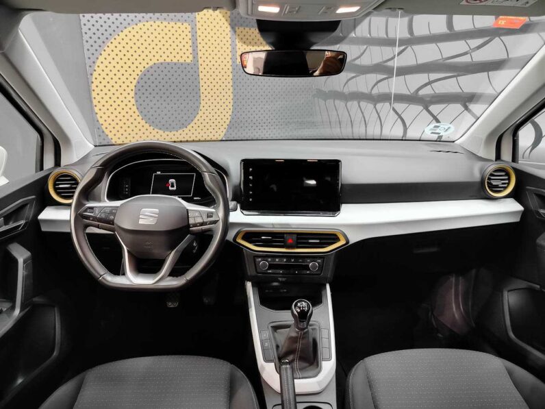 
								SEAT Arona full									